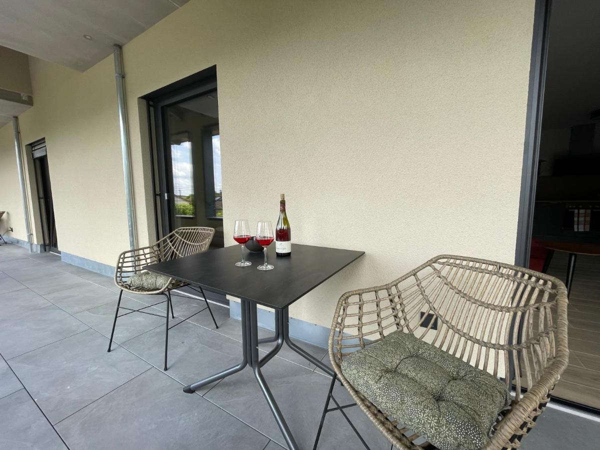 Apartamento Weingut & Strausswirtschaft Vogel Vogtsburg Exterior foto