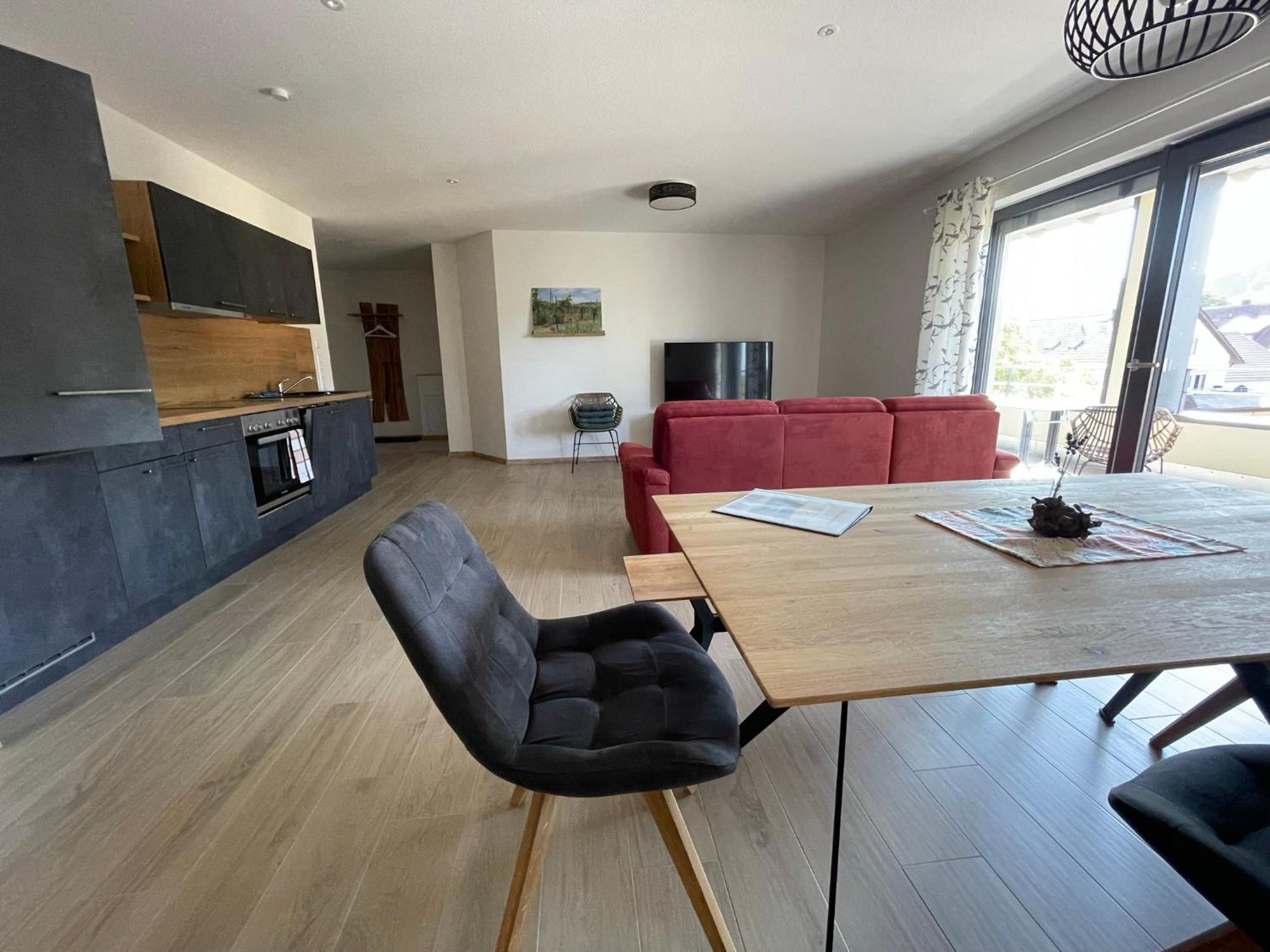 Apartamento Weingut & Strausswirtschaft Vogel Vogtsburg Exterior foto