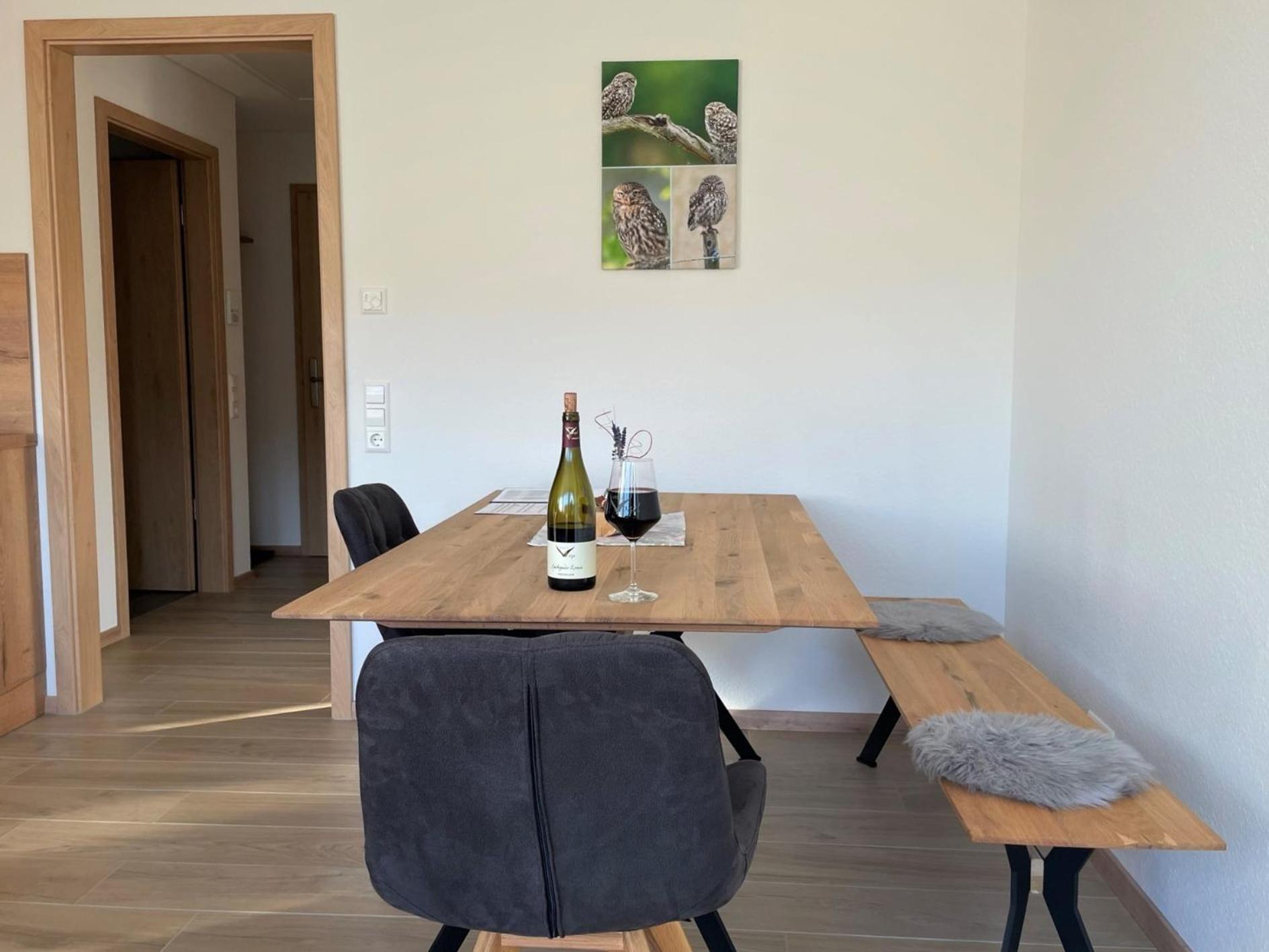 Apartamento Weingut & Strausswirtschaft Vogel Vogtsburg Exterior foto